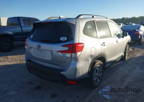 2020 Subaru Forester Premium из США, поврежденный, VIN JF2SKAGC7LH425439